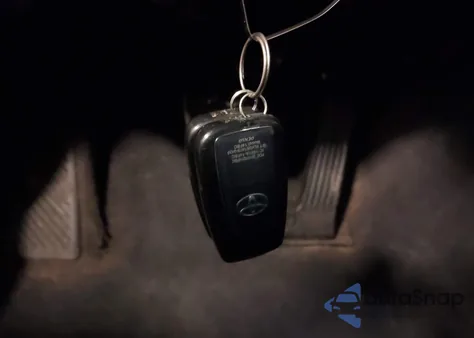 2019 Toyota Camry Hybrid/Le/Xle/Se from USA, damaged, VIN 4T1B21HK9KU519361